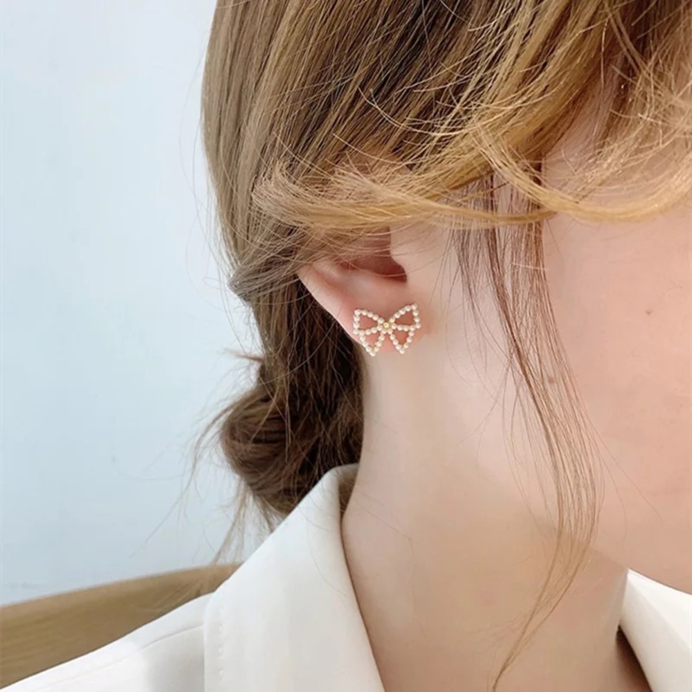 🎉 New Pearl Studded Bow Sterling Silver Earrings